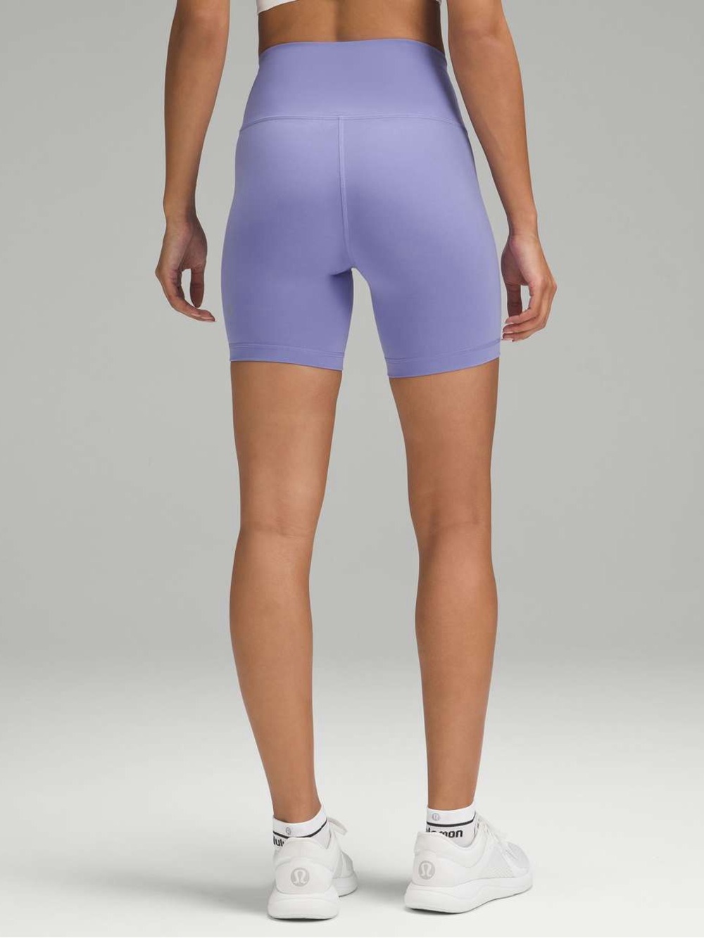 Lululemon Wunder Train High-Rise Short 6"
in Dark Lavender Size 4 Bike Short